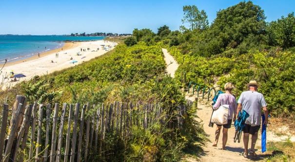 Strand Kervillen u00a9 Yvonnig Le Mer