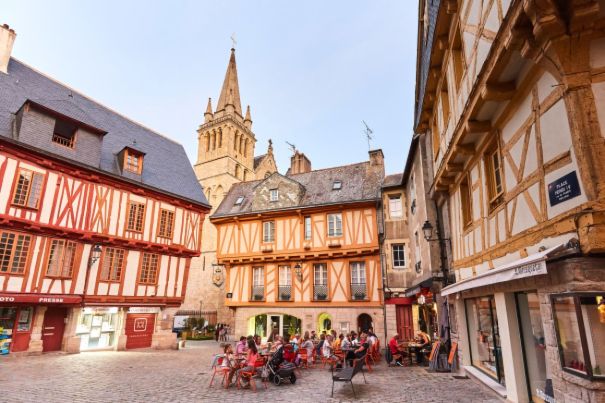 Place henri IV - vannes © alexandre lamoureux 